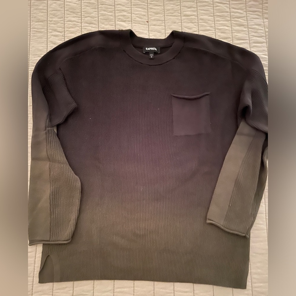EXPRESS althetic fit ombre sweater - medium
